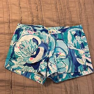 Lilly Pulitzer adie short. Size 2 GUC
